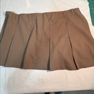 Abercrombie & Fitch Skirts Mid Rise Pleated Mini Skort, Brown & Tan, Size XL NWT